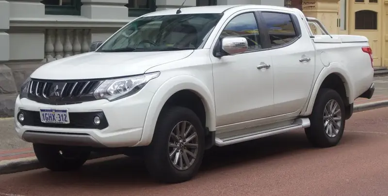 Mitsubishi Triton Triton V