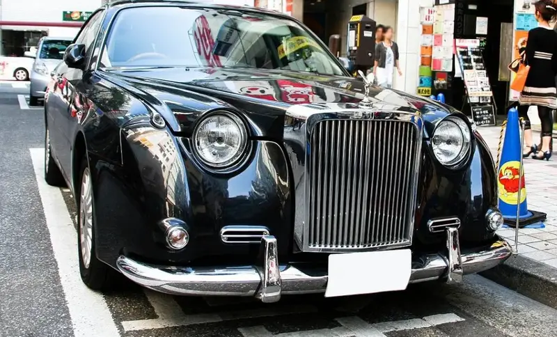 Mitsuoka Galue Galue II
