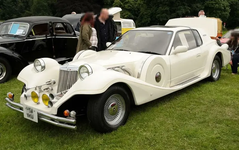 Mitsuoka Le-Seyde Le-Seyde