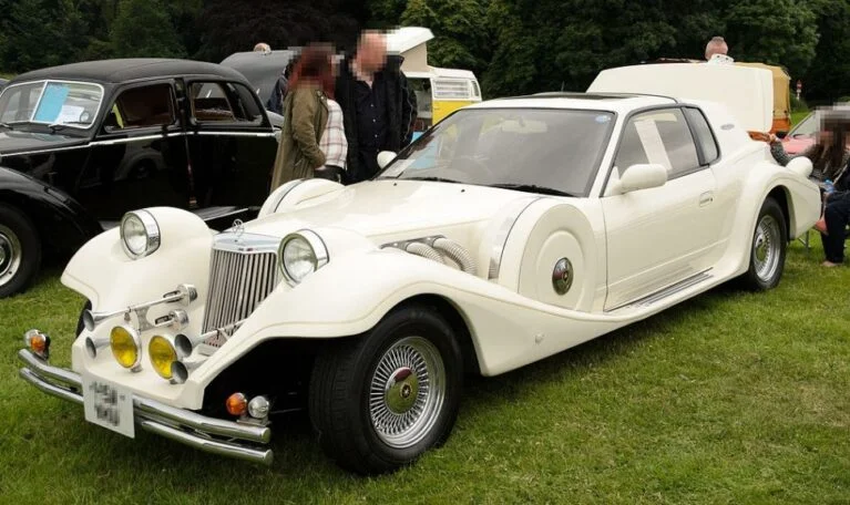 Mitsuoka Le-Seyde Le-Seyde
