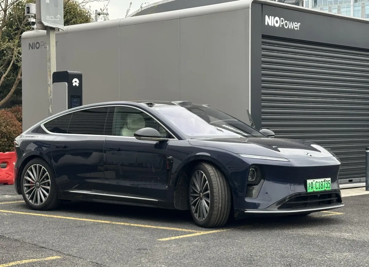 NIO ET9 ET9 100 kWh (707 bg) Electric 4WD - görsel 4