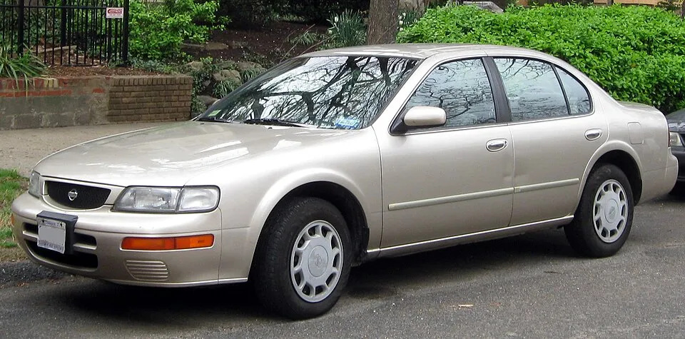 Nissan Maxima - 3