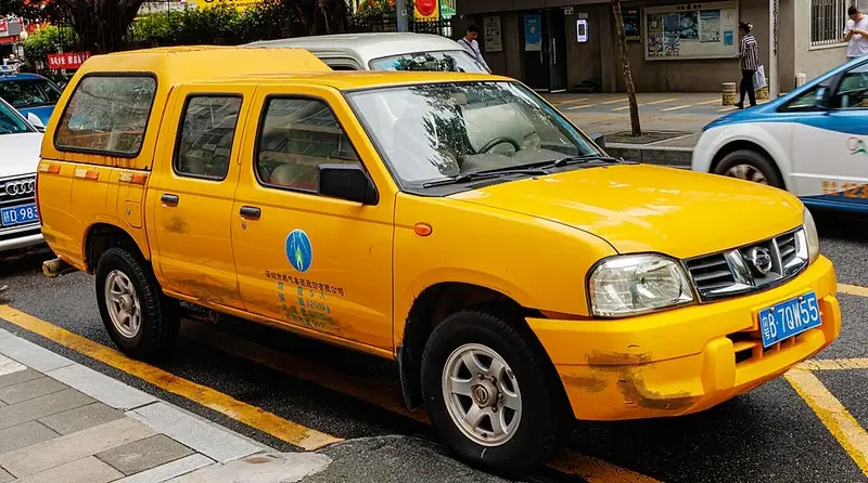 Nissan NP 300 Pick up - 4