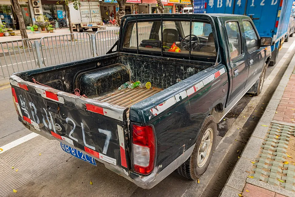 Nissan 1