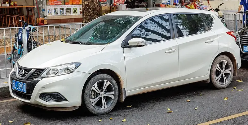 Nissan Pulsar - 3