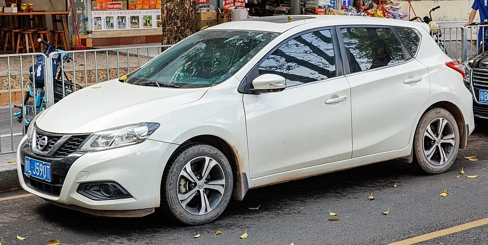 Nissan 3