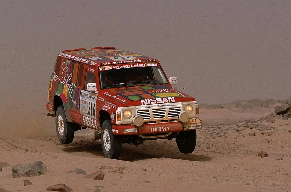 Nissan 4