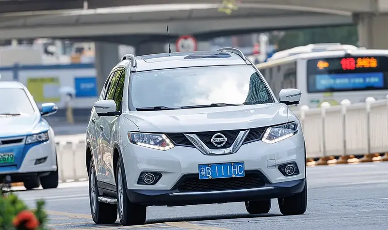 Nissan X-Trail - 5