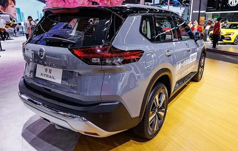 Nissan X-Trail - 2