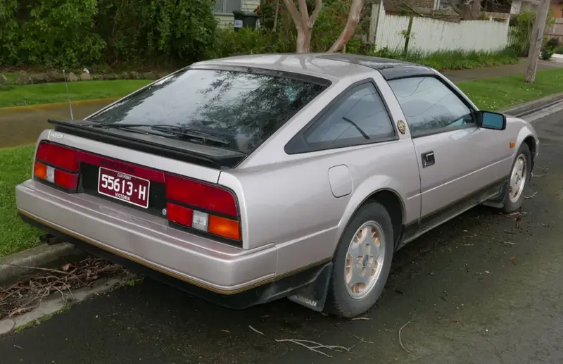 Nissan 300 ZX - 6