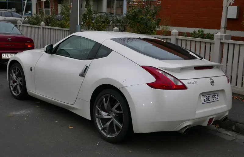 Nissan 370Z - 2