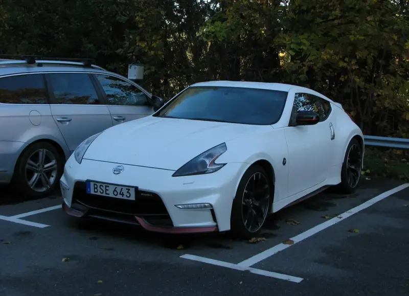Nissan 370Z - 5