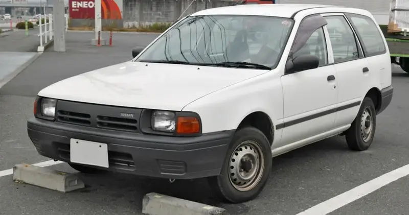 Nissan AD - 1
