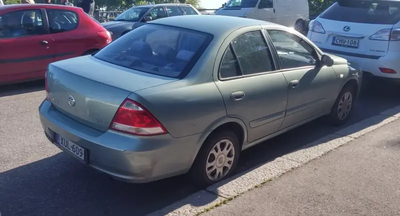 Nissan Almera - 2
