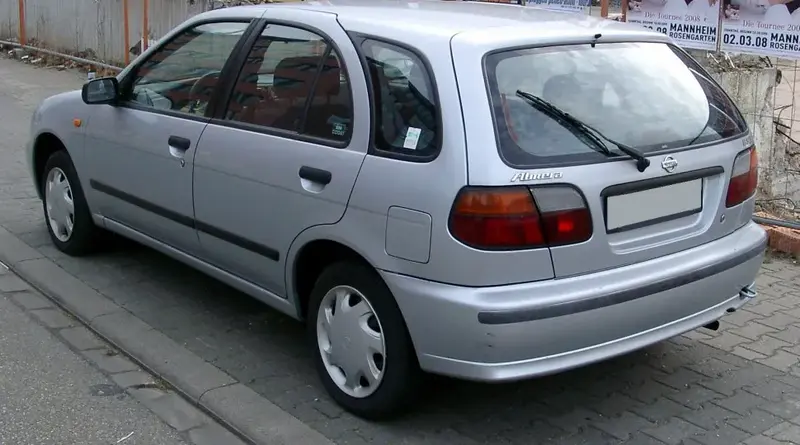 Nissan Almera N15 1.6 (99 bg) - görsel 2