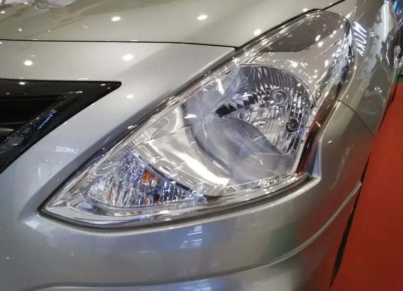 Nissan Almera - 3
