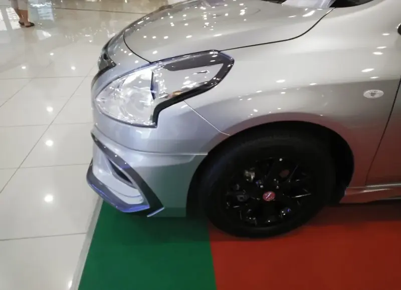 Nissan Almera - 4