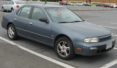 Nissan Altima Altima I