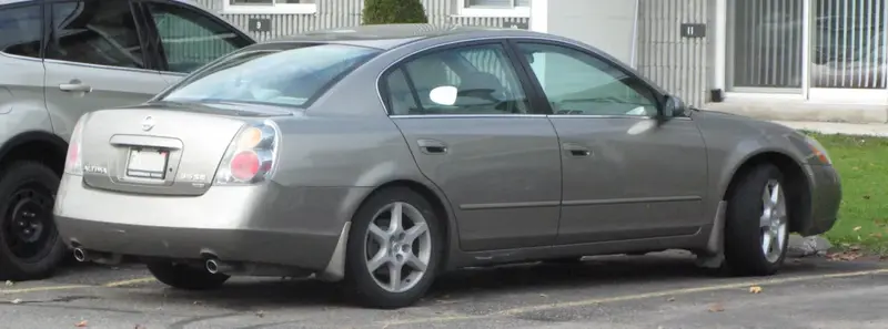 Nissan Altima - 3