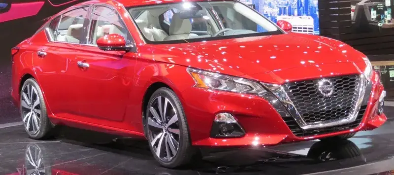 Nissan Altima - 3