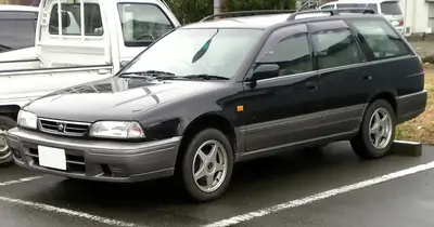 Nissan Avenir Avenir (W10)