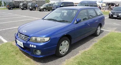 Nissan Avenir Avenir (W11)