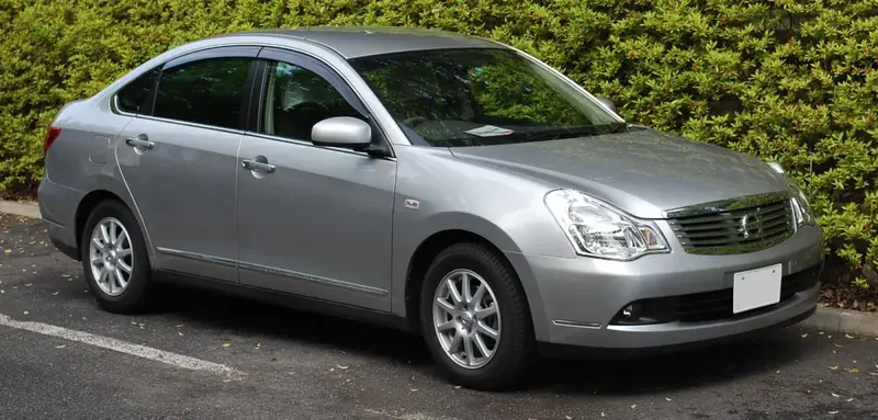 Nissan Bluebird - 1