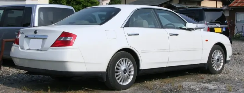 Nissan Cedric - 2