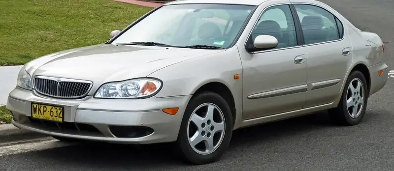 Nissan Cefiro Cefiro (33)