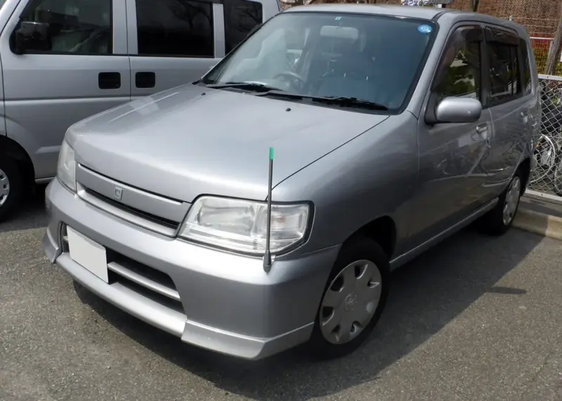 Nissan Cube - 3