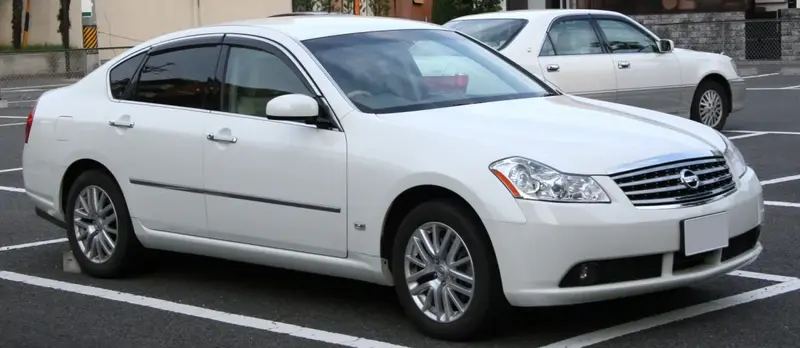 Nissan Fuga - 2