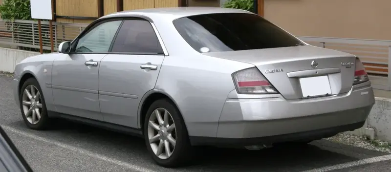 Nissan Gloria - 2
