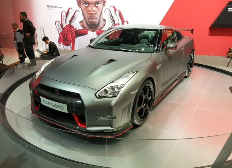 Nissan GT-R - 6