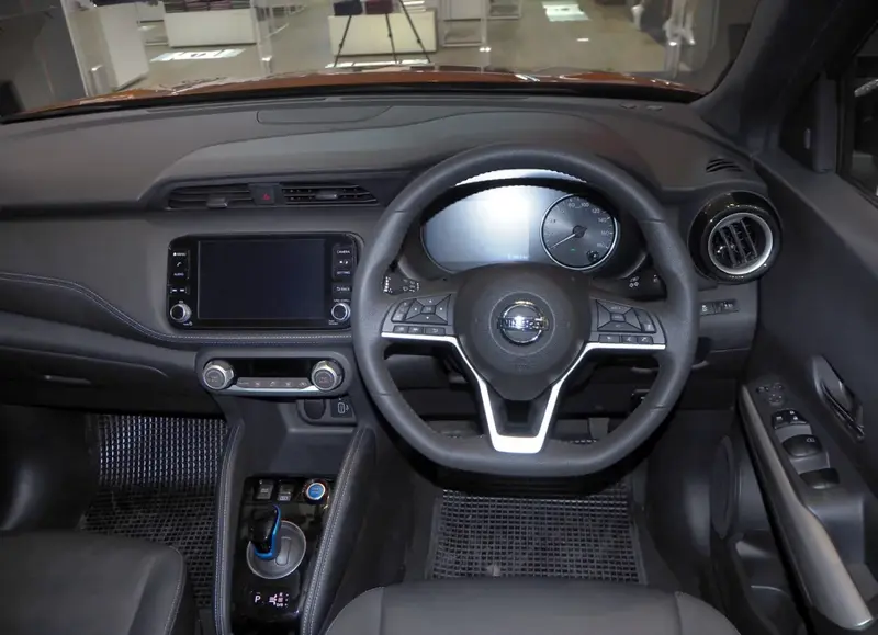 Nissan Kicks - 3