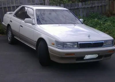 Nissan Laurel Laurel (E-HC33)