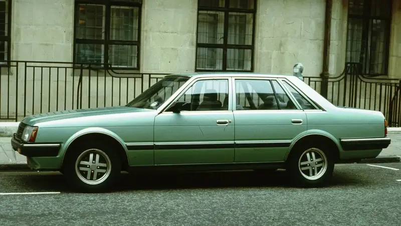 Nissan Laurel - 1
