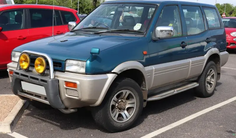 Nissan Mistral