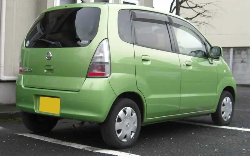 Nissan Moco - 2