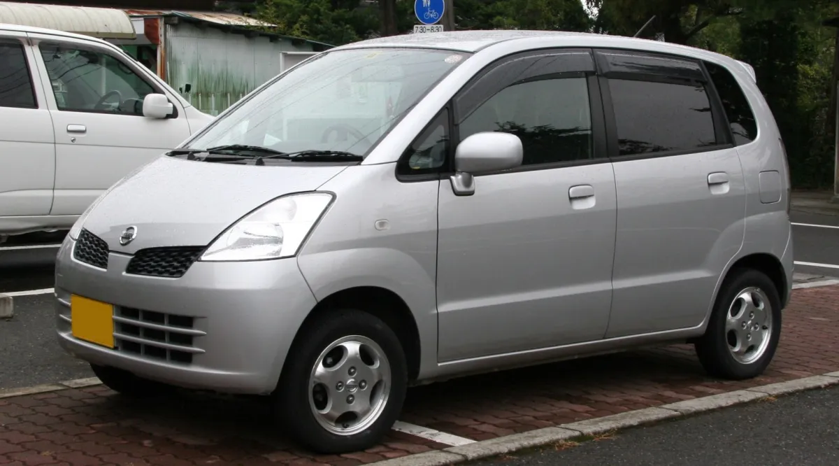 Nissan 3