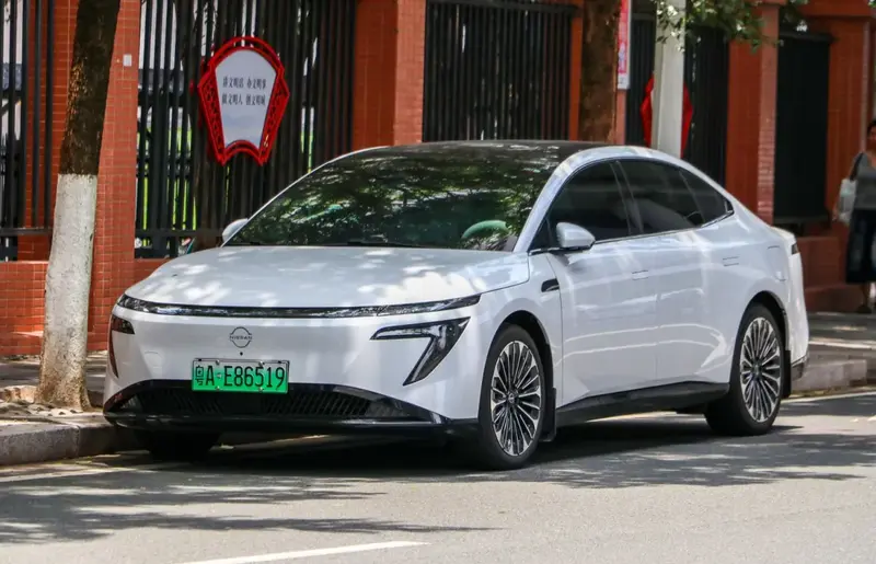 Nissan N7 - 5