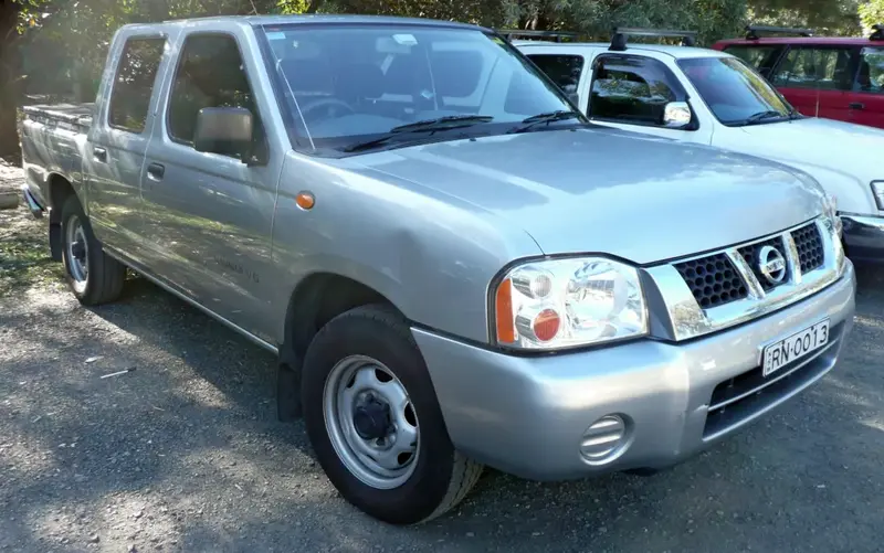 Nissan Navara - 2