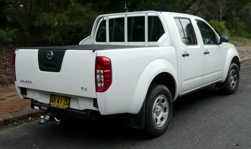 Nissan Navara - 2