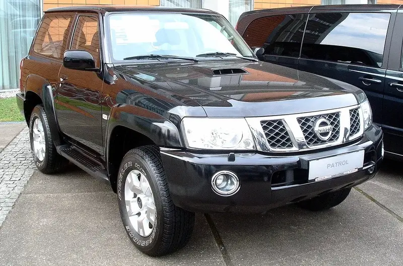 Nissan Patrol Patrol V 3-door (Y61, facelift 2004)