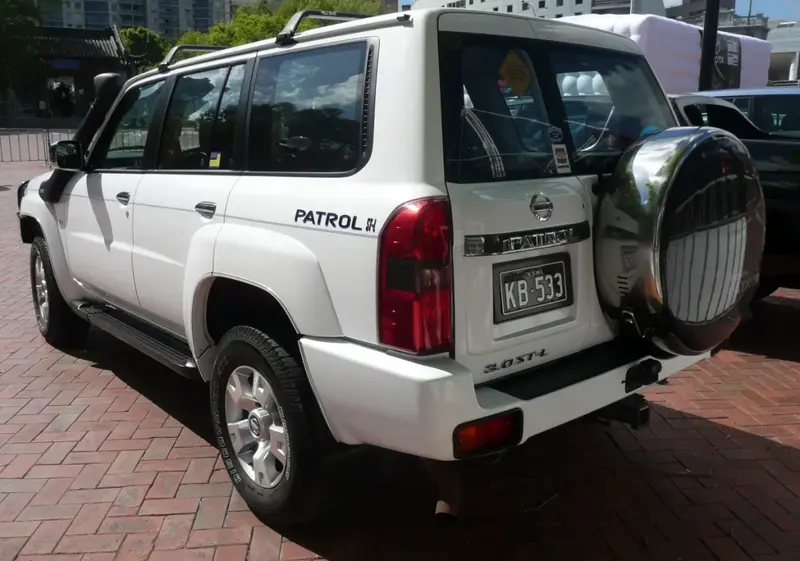 Nissan Patrol Y61 3.0 Di (160 bg) 4x4 Automatic - görsel 4