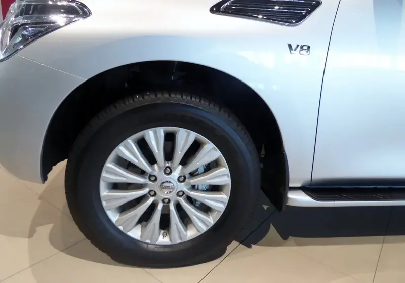 Nissan Patrol - 3
