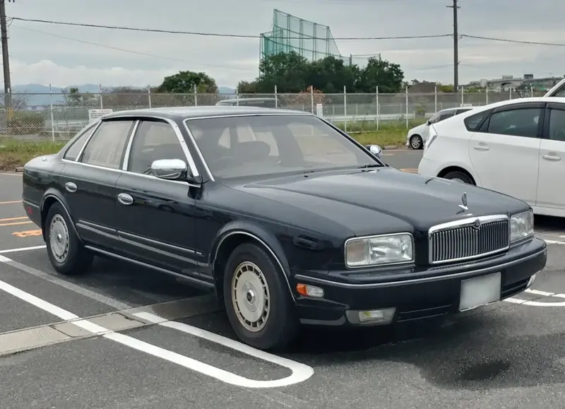 Nissan President President (HG50)