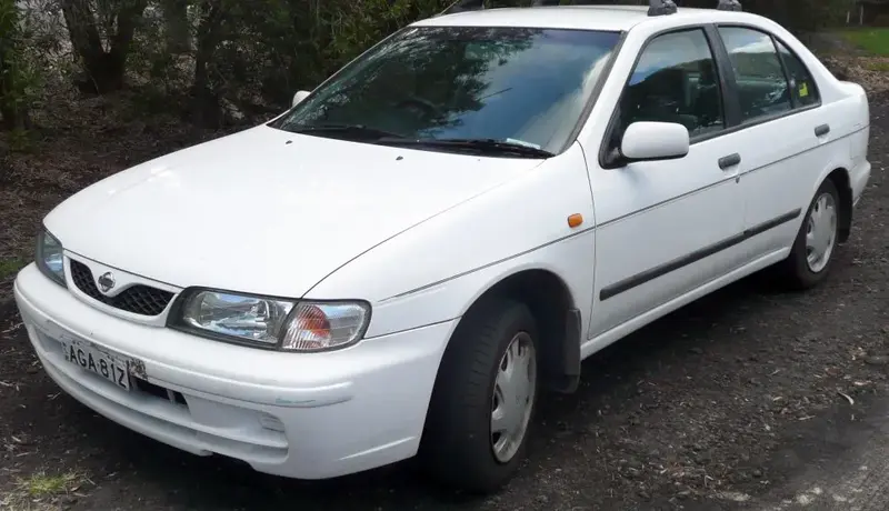 Nissan Pulsar - 1