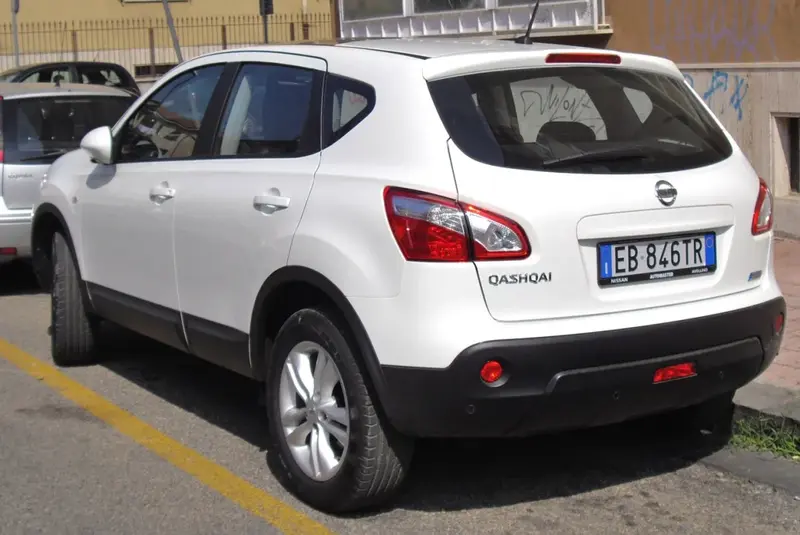 Nissan Qashqai J10 1.5 dCi (110 bg) - görsel 2