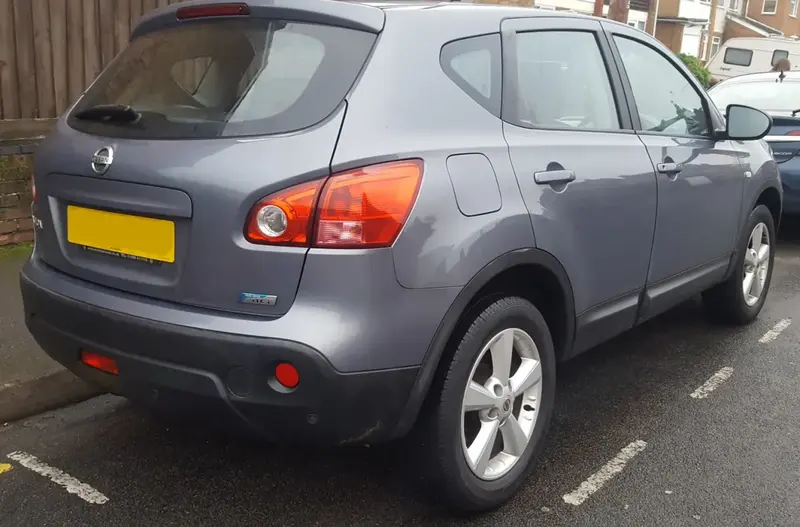 Nissan Qashqai - 4