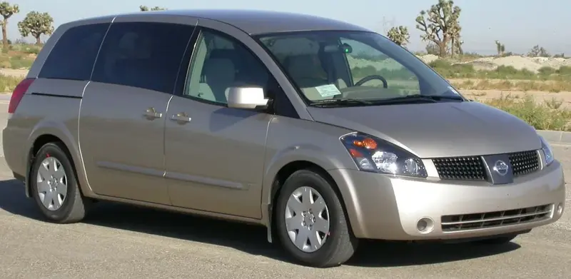 Nissan Quest - 4
